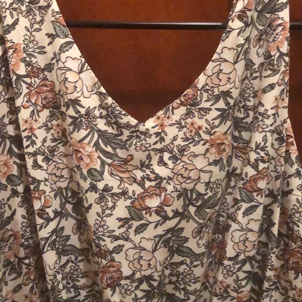 Romper - Picture 3 of 3